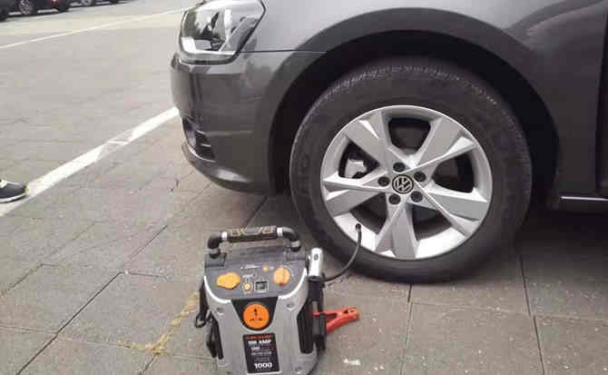 敦化汽车搭电案例